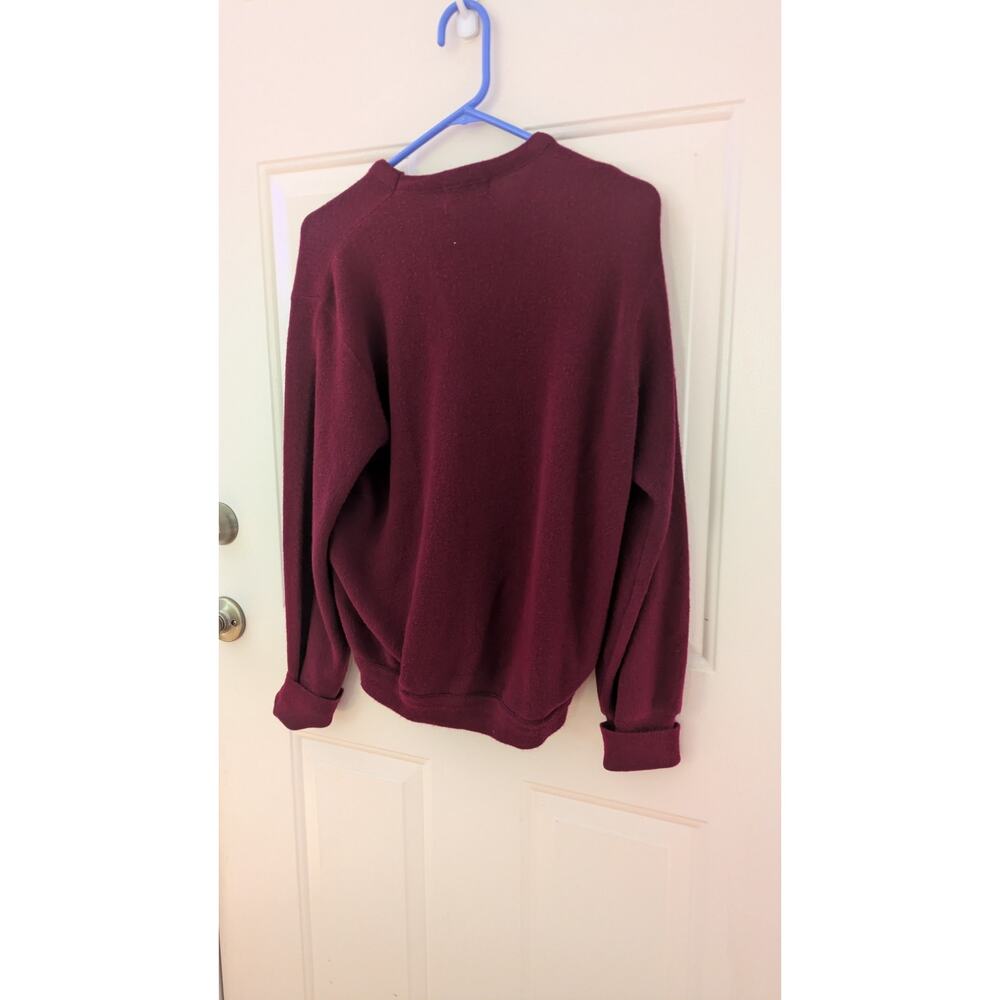 Vintage Izod Red/Burgundy V Neck Sweater Med Mens, Preppy, Casual, Lightweight - Picture 2 of 8